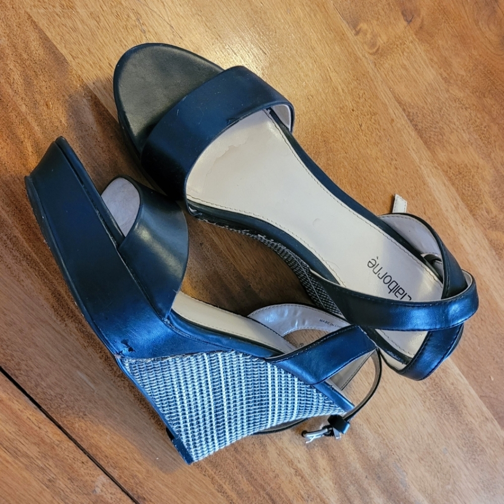 Liz Claiborne Wedge Black and white heel